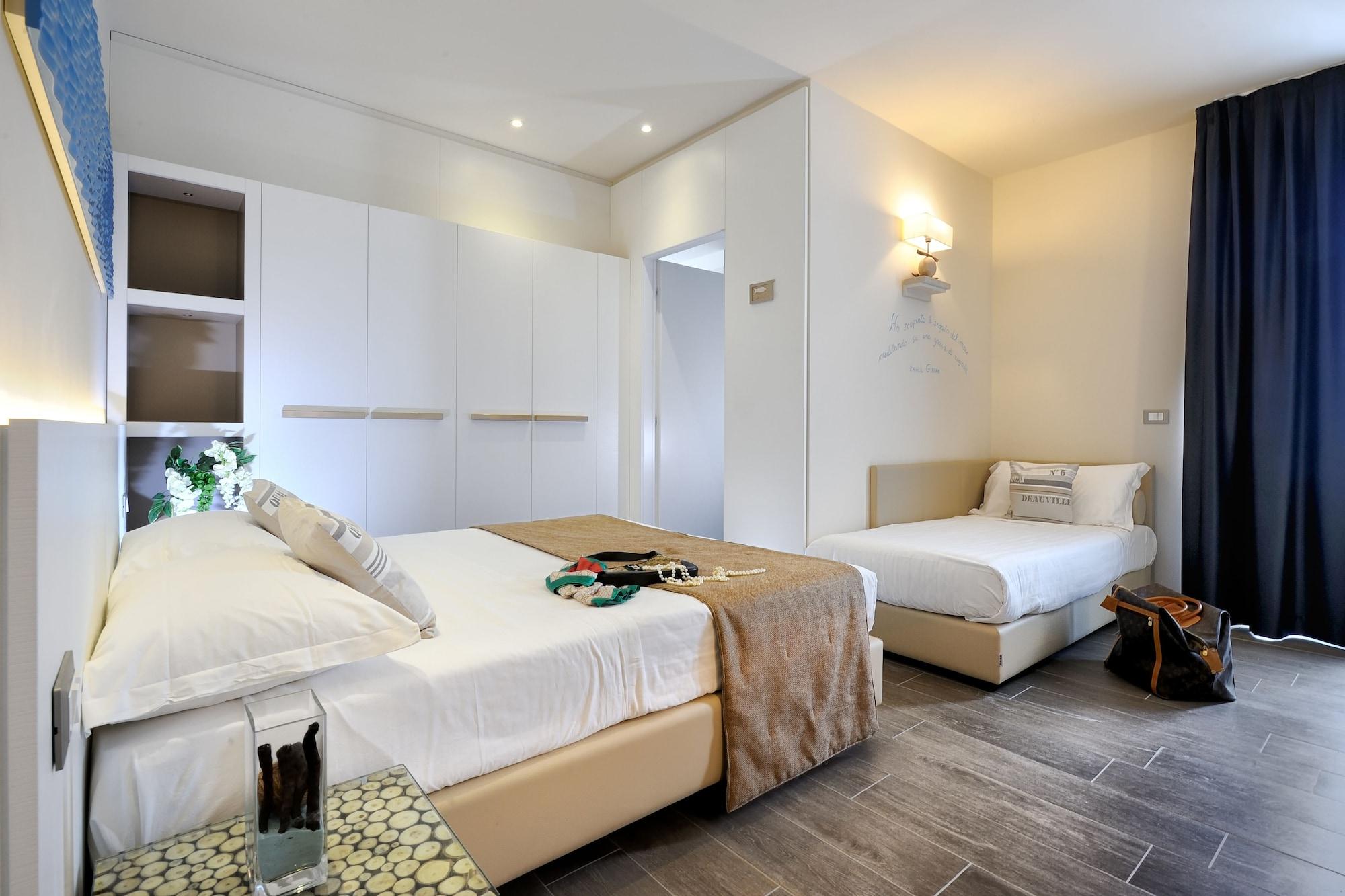 Hotel Life Rimini Esterno foto