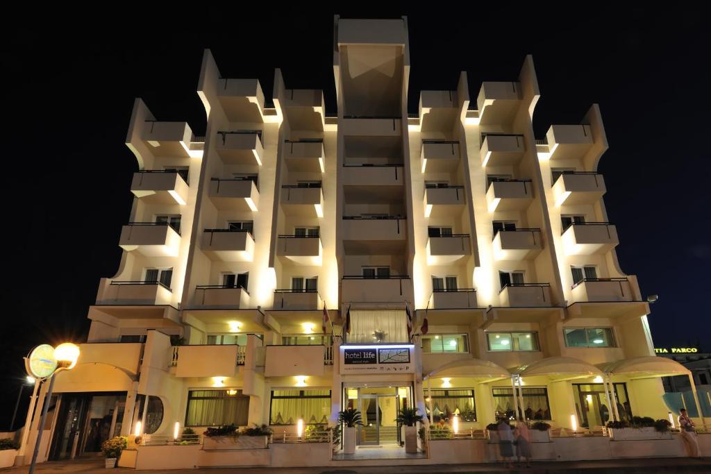 Hotel Life Rimini Esterno foto